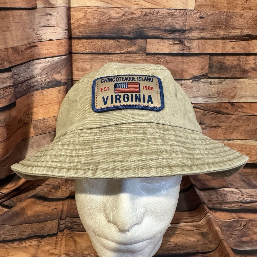 Chincoteague Island Virginia Bucket Hat Est 1908 American Flag Patch Beige Tan